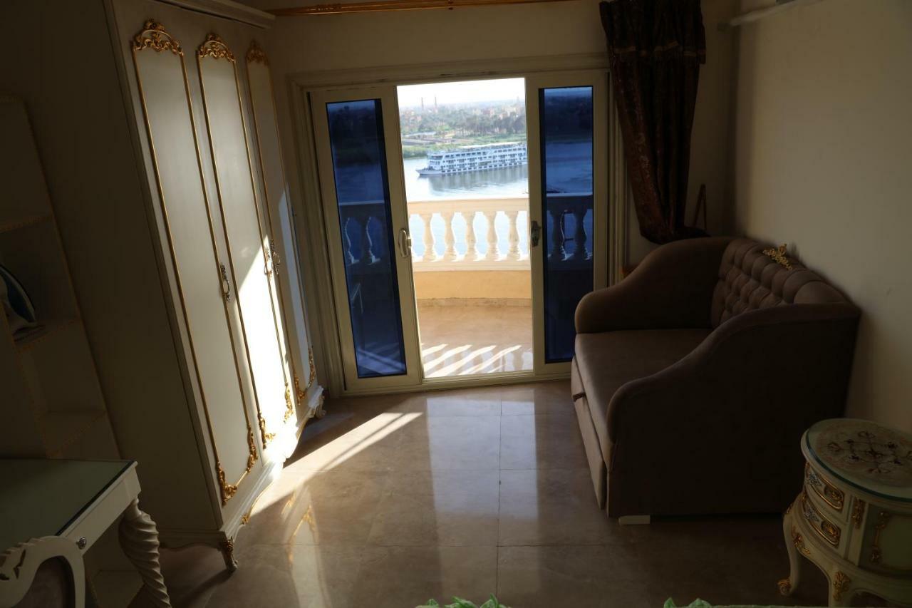 Maadi, Direct Nile River View From All Rooms Kair Zewnętrze zdjęcie